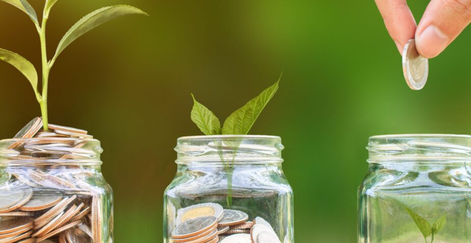 Cost of living crisis: Top tips to save hundreds on car and home insurance