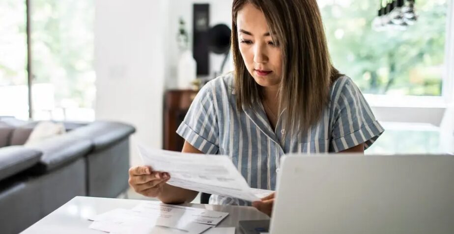 A Tip for Getting Out of Debt From ‘Get Smart With Money’ on Netflix